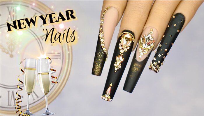 new year nails